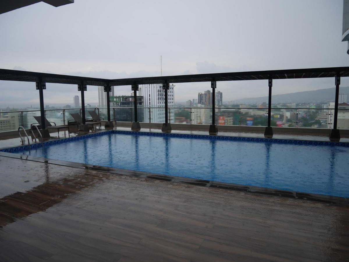 Trillium Residences Ayala Cebu ภายนอก รูปภาพ